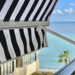 https://beachfront-1br-apartment-in-center-of-marbella.1costadelsol.com